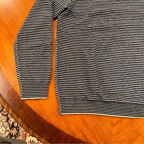 SOLD Dartmoor Men’s 100% Cashmere Crewneck Pullover Sweater Navy Stripe - Picture 8 of 16